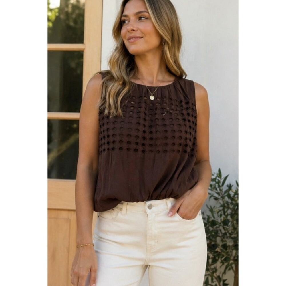 Jennifer & Grace Eyelet Bubble Hem Top XL NWT